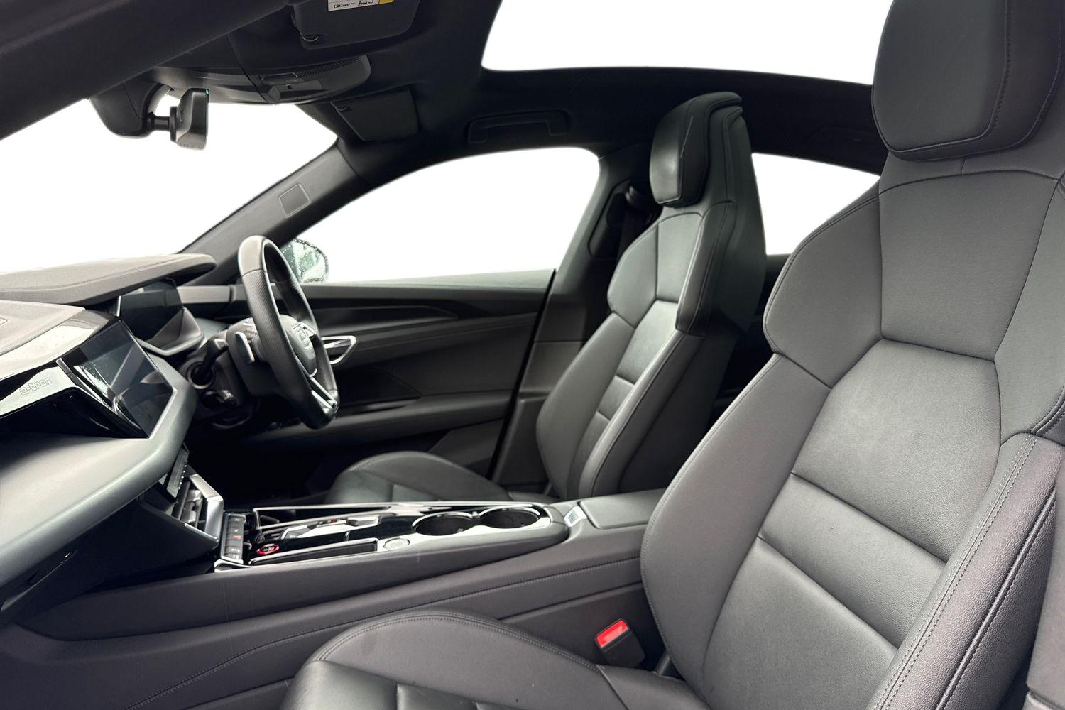 Used Audi e-tron GT 2022 for sale - 78024668: Photo 16