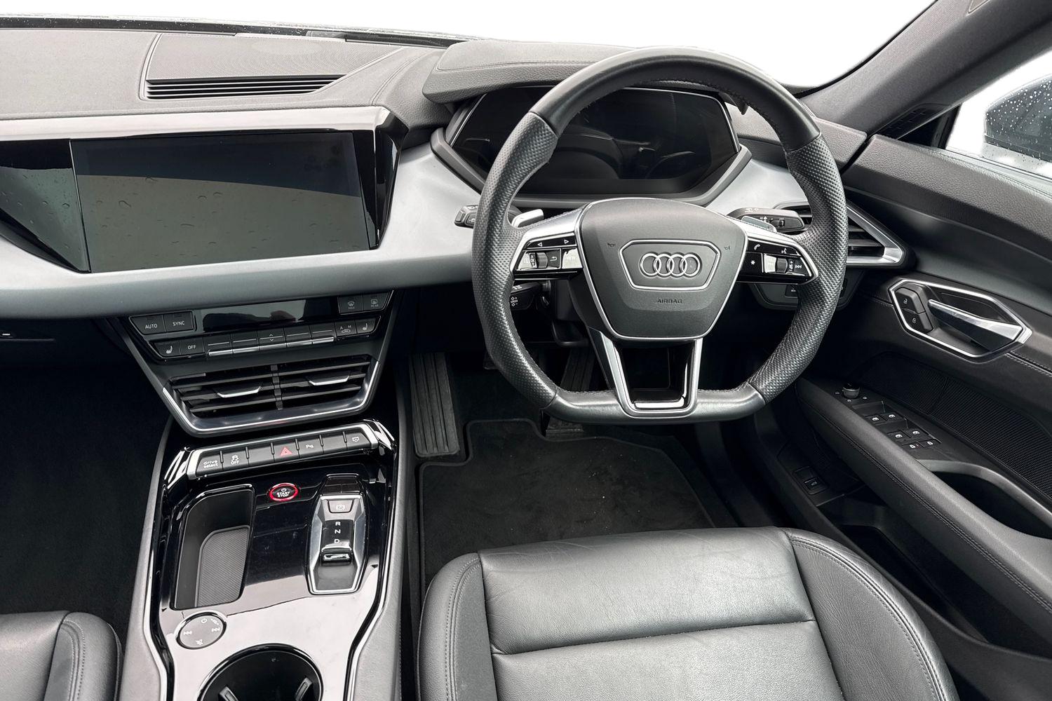 Used Audi e-tron GT 2022 for sale - 78024668: Photo 18