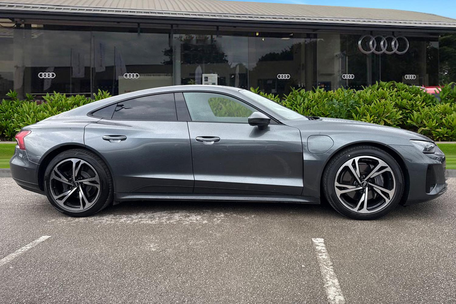 Used Audi e-tron GT 2022 for sale - 78024668: Photo 3