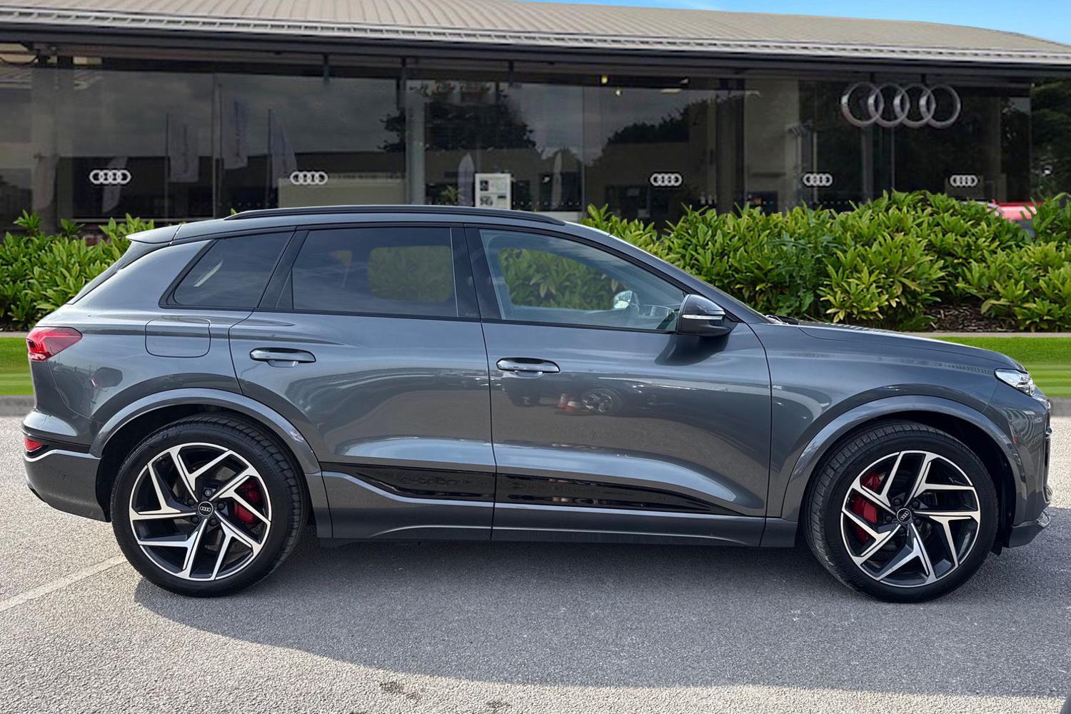 Used Audi Q6 e-tron 2024 for sale - 77961376: Photo 3
