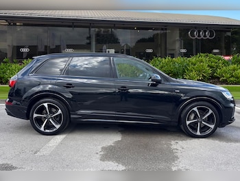 Used Audi Q7 2023 for sale - 79381521: Photo