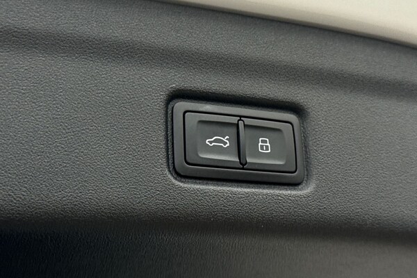 Used Audi Q6 e-tron 2025 for sale - 76250639: Photo 25