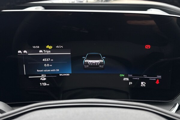 Used Audi Q6 e-tron 2025 for sale - 76250639: Photo 36