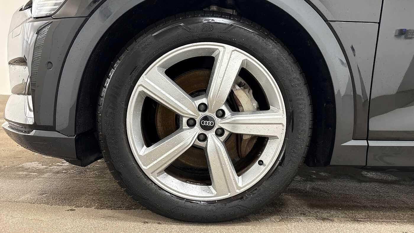 Used Audi e-tron 2021 for sale - 76508987: Photo 6