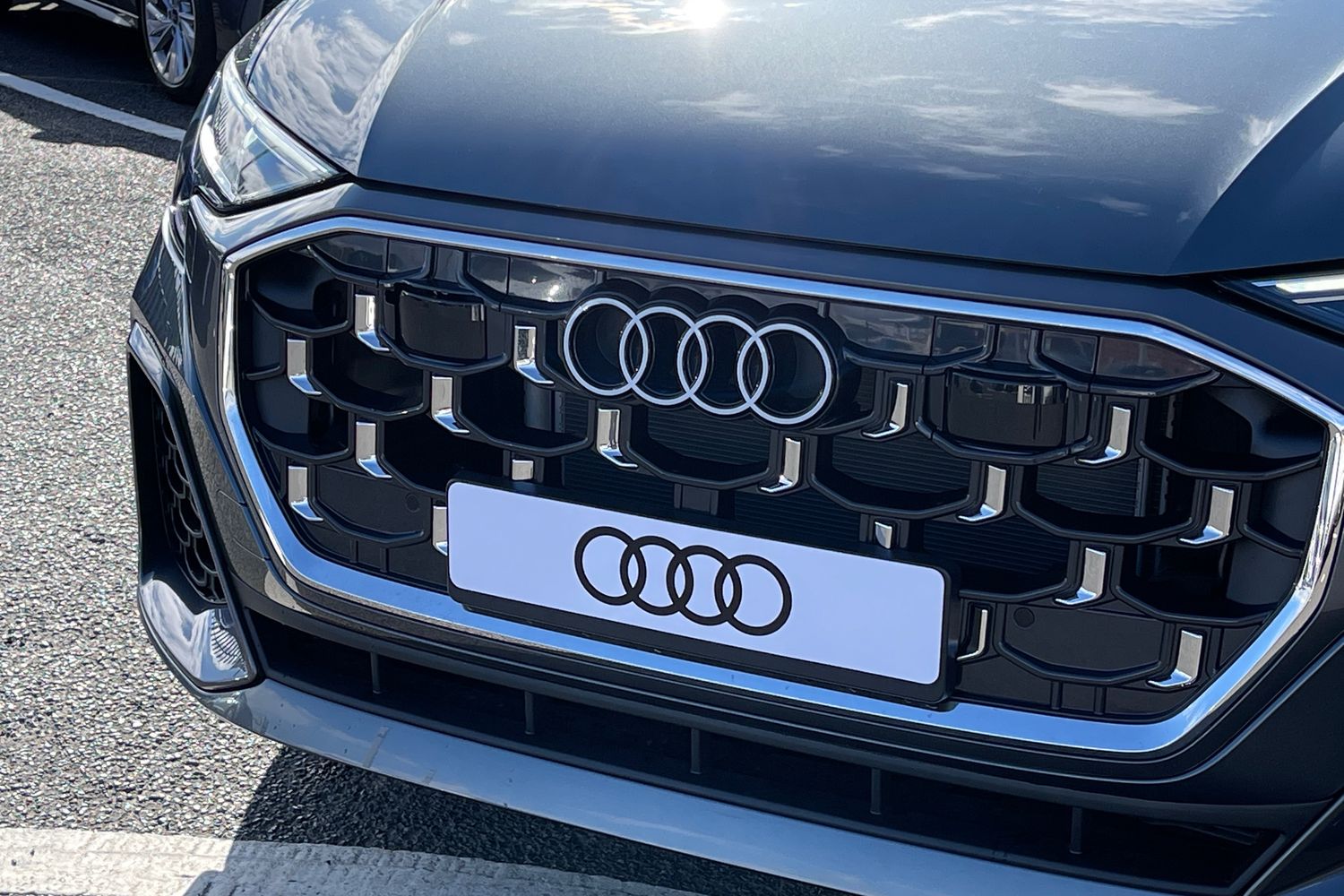 Used Audi Q8 2025 for sale - 76546108: Photo 25