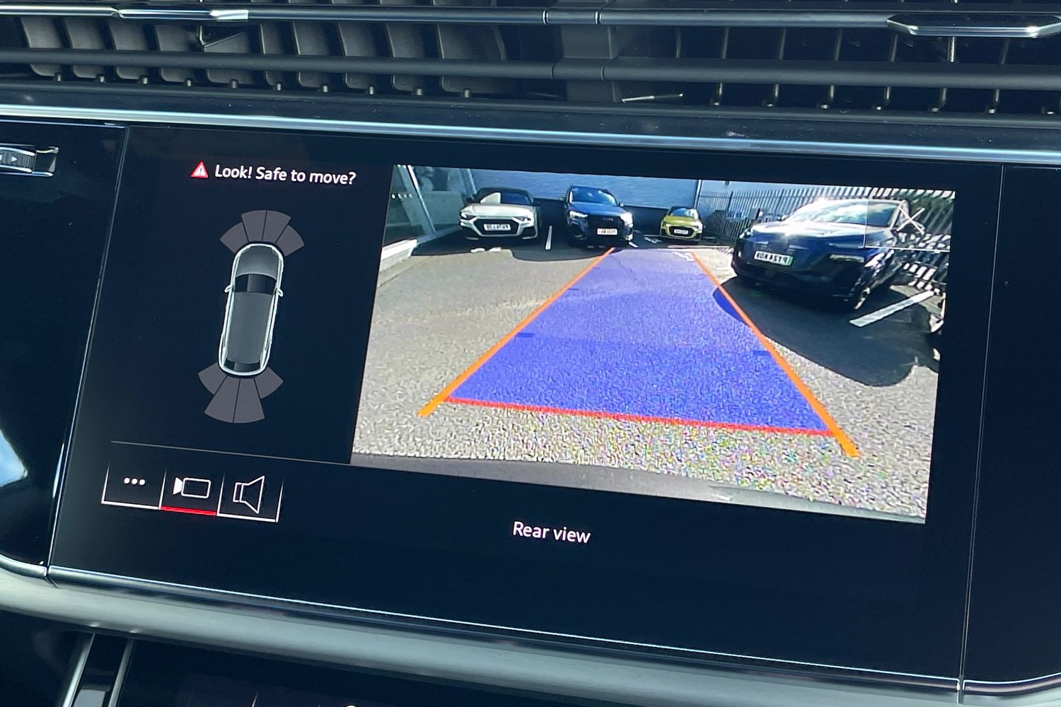 Used Audi Q8 2025 for sale - 76546108: Photo 42