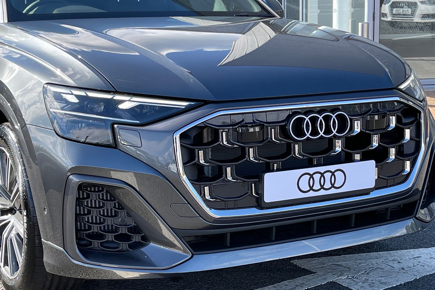 Used Audi Q8 2025 for sale - 76546108: Photo 9