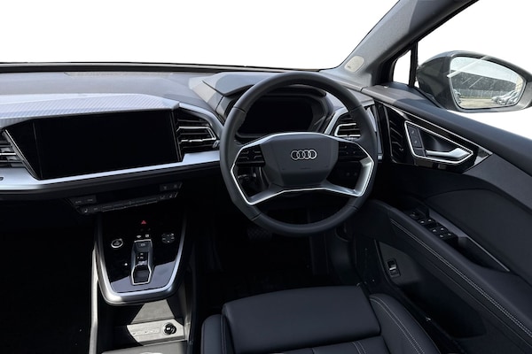 Used Audi Q4 e-tron 2025 for sale - 74076846: Photo 17