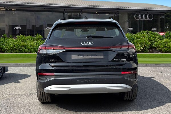 Used Audi Q4 e-tron 2025 for sale - 74076846: Photo 4