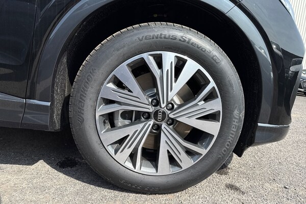 Used Audi Q4 e-tron 2025 for sale - 74076846: Photo 9
