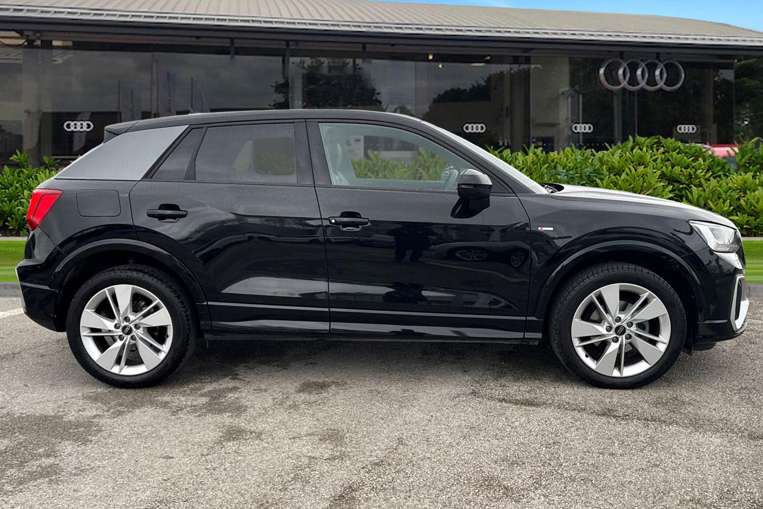 Used Audi Q2 2024 for sale - 77458798: Photo 3