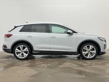 Used Audi Q4 e-tron 2025 for sale - 78325711: Photo