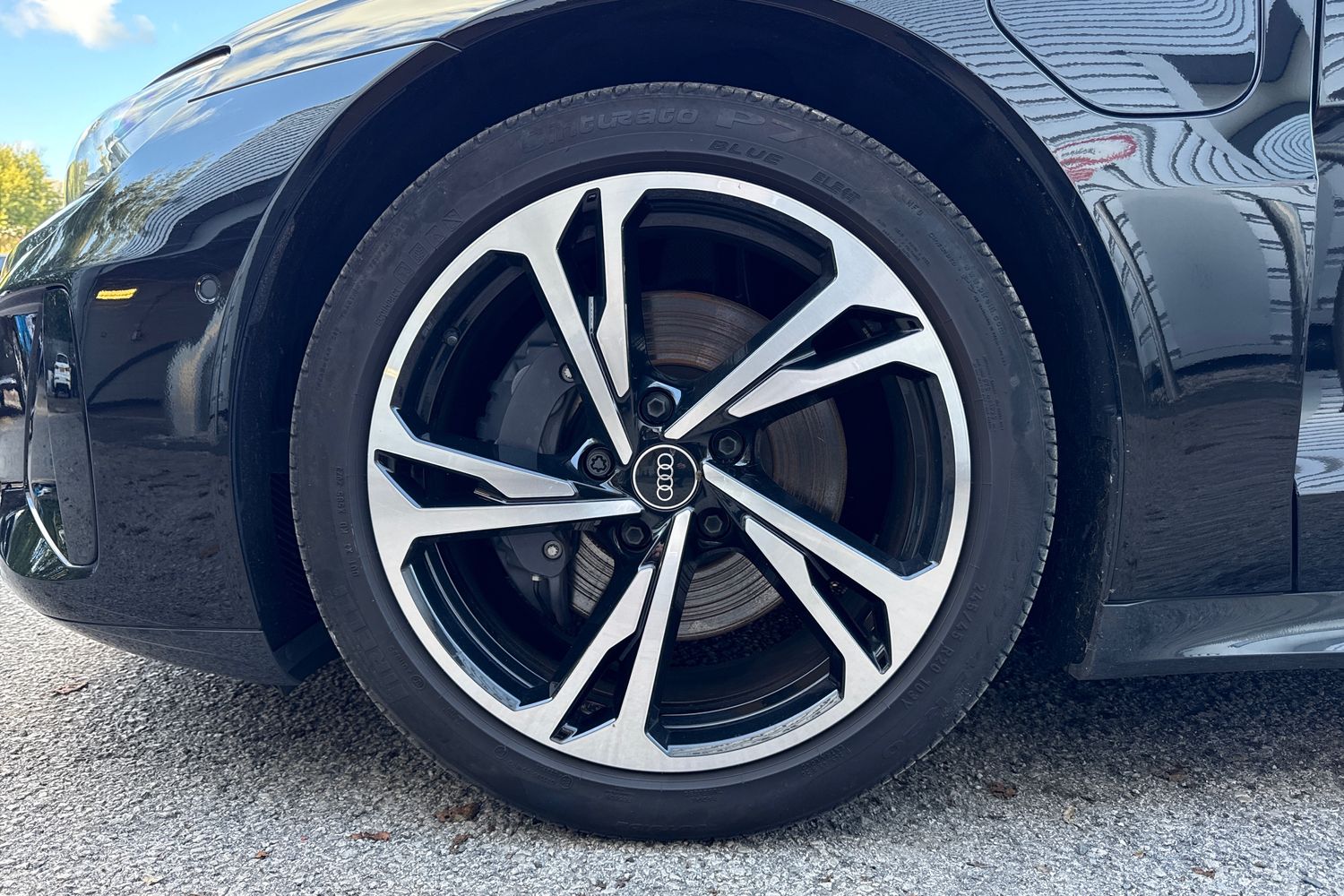Used Audi e-tron GT 2023 for sale - 76030573: Photo 13