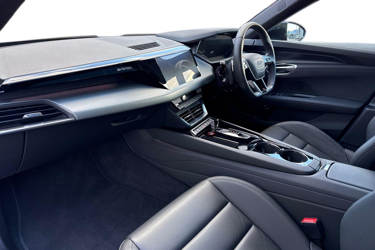 Used Audi e-tron GT 2023 for sale - 76030573: Photo 15
