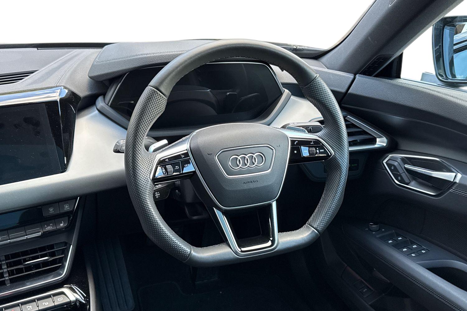 Used Audi e-tron GT 2023 for sale - 76030573: Photo 18