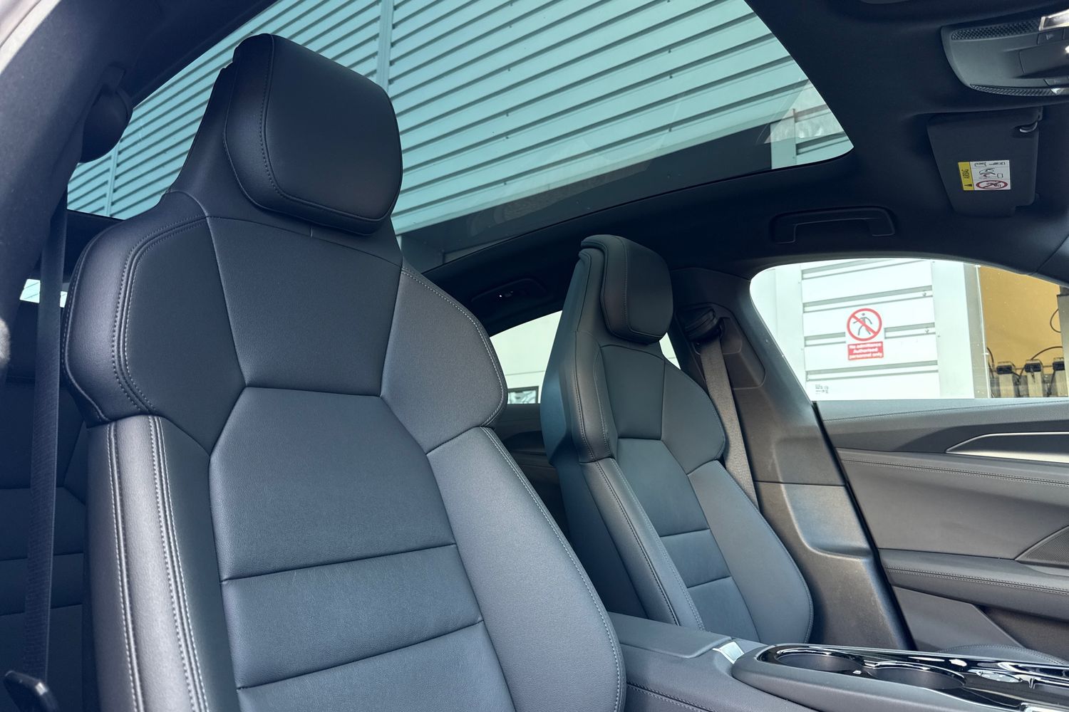 Used Audi e-tron GT 2023 for sale - 76030573: Photo 24