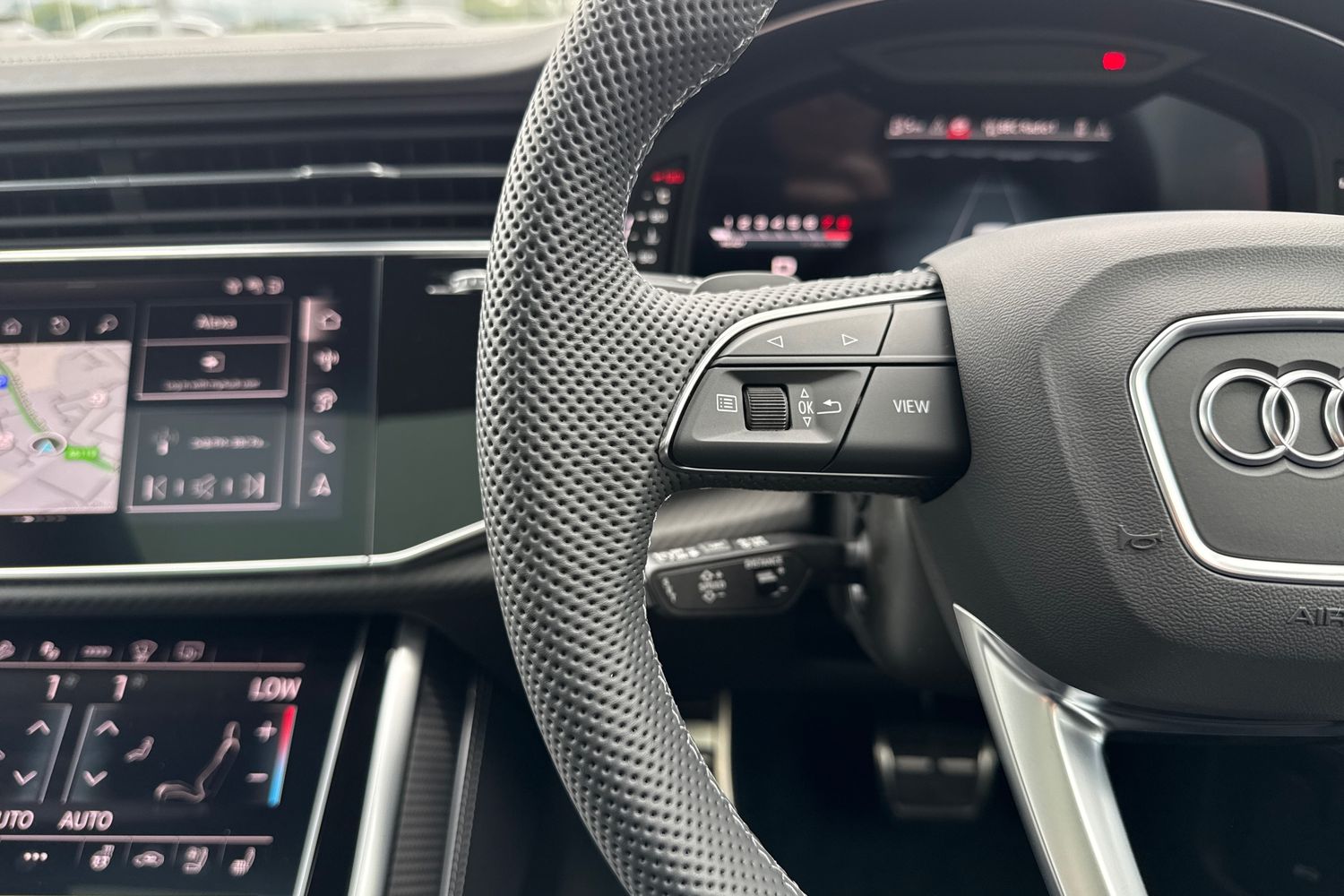 Used Audi SQ7 2026 for sale - 77368556: Photo 41