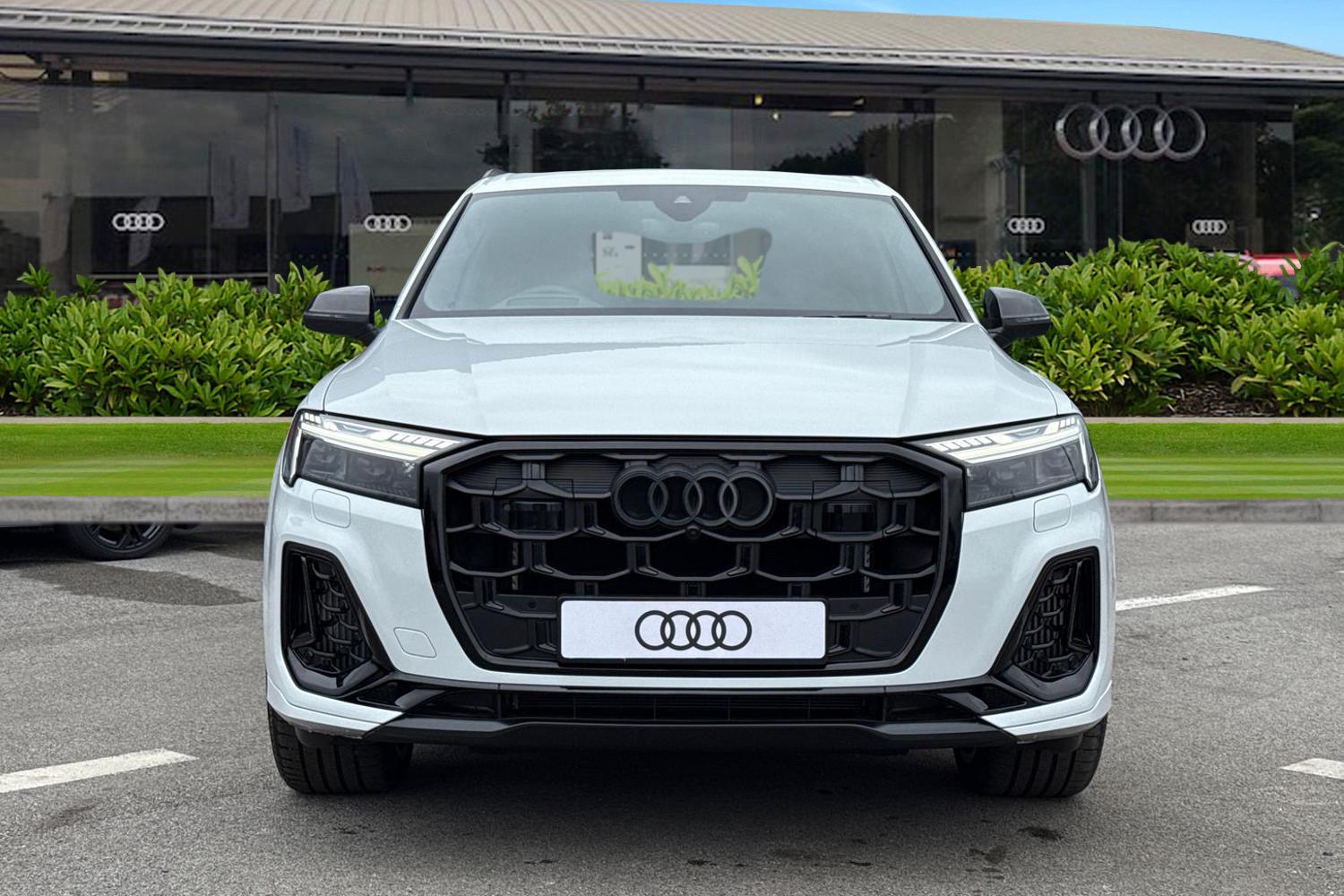 Used Audi SQ7 2026 for sale - 77368556: Photo 5