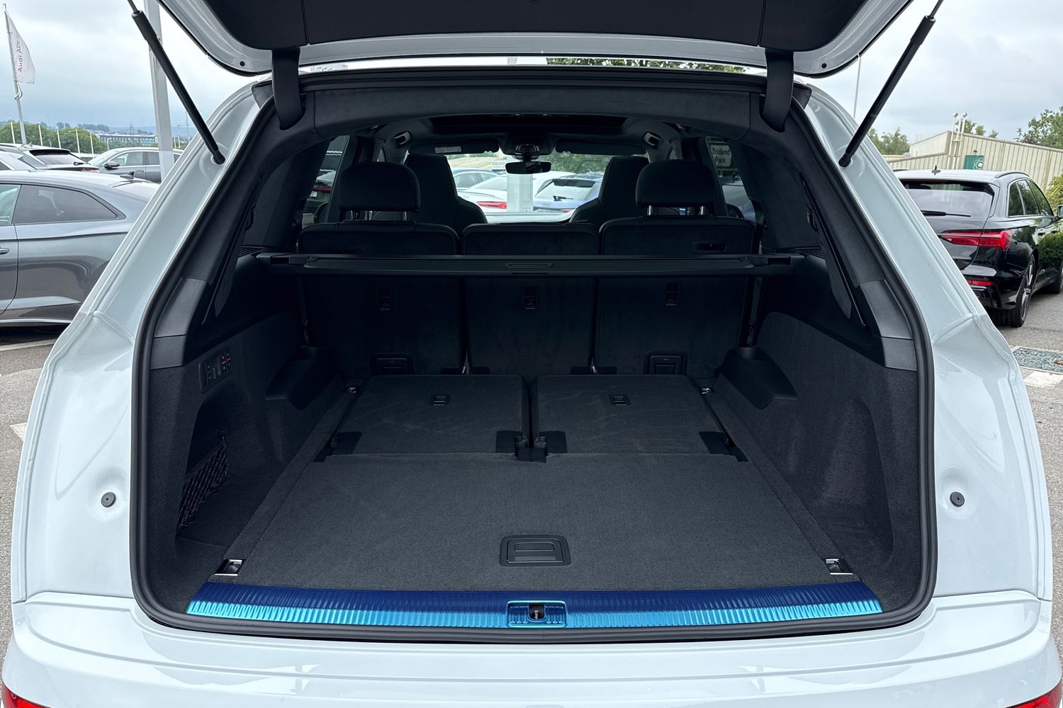 Used Audi SQ7 2026 for sale - 77368556: Photo 6