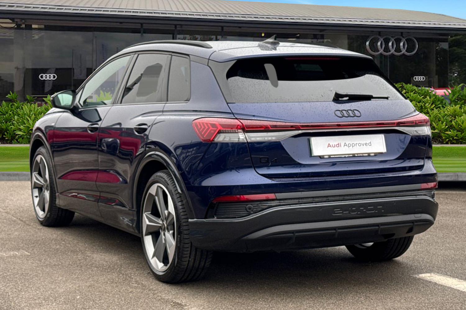 Used Audi Q4 e-tron 2025 for sale - 77805138: Photo 2