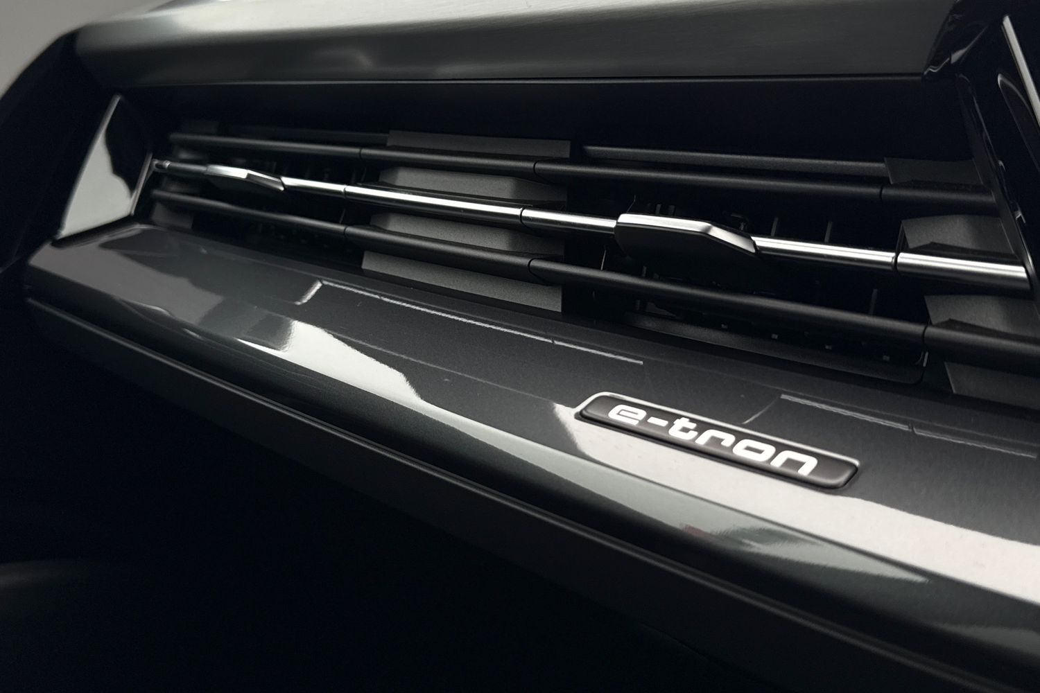 Used Audi Q4 e-tron 2025 for sale - 77805138: Photo 49