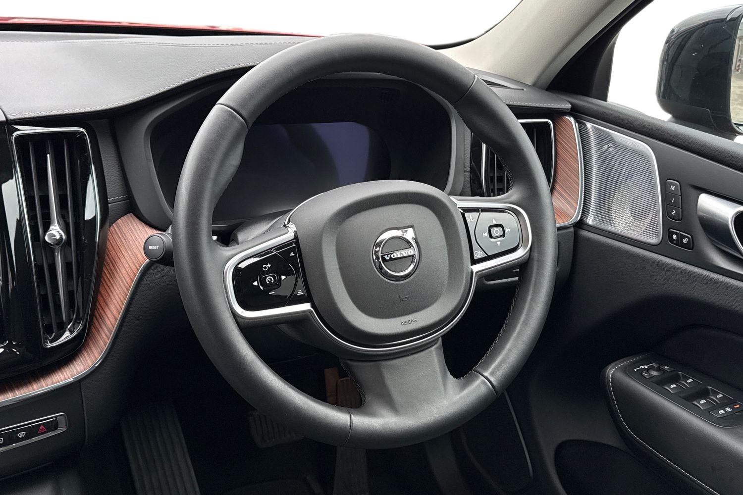 Used Volvo XC60 2024 for sale - 77368398: Photo 18