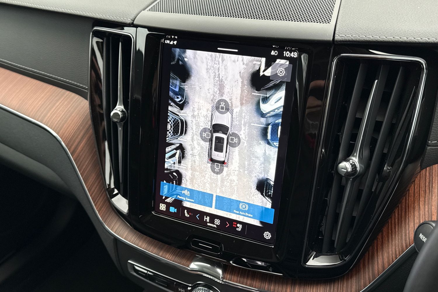 Used Volvo XC60 2024 for sale - 77368398: Photo 33