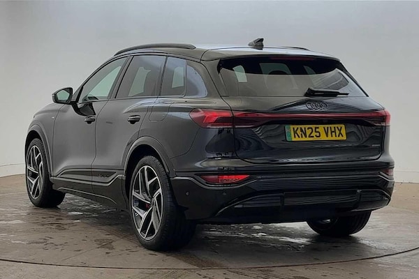 Used Audi Q6 e-tron 2025 for sale - 76304833: Photo 3