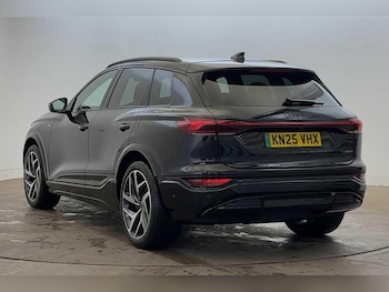 Used Audi Q6 e-tron 2025 for sale - 76304833: Photo 3