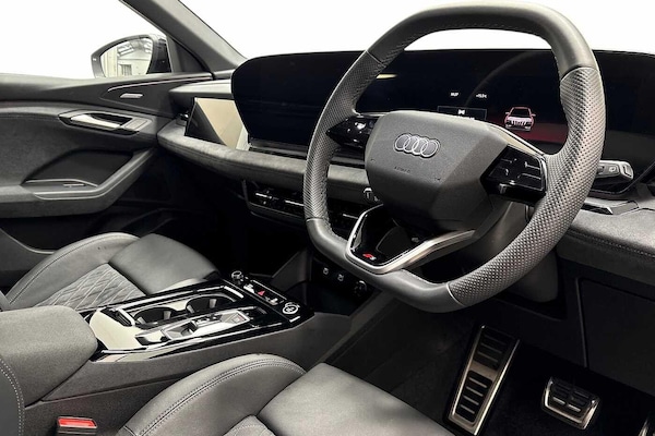 Used Audi Q6 e-tron 2025 for sale - 76304833: Photo 7