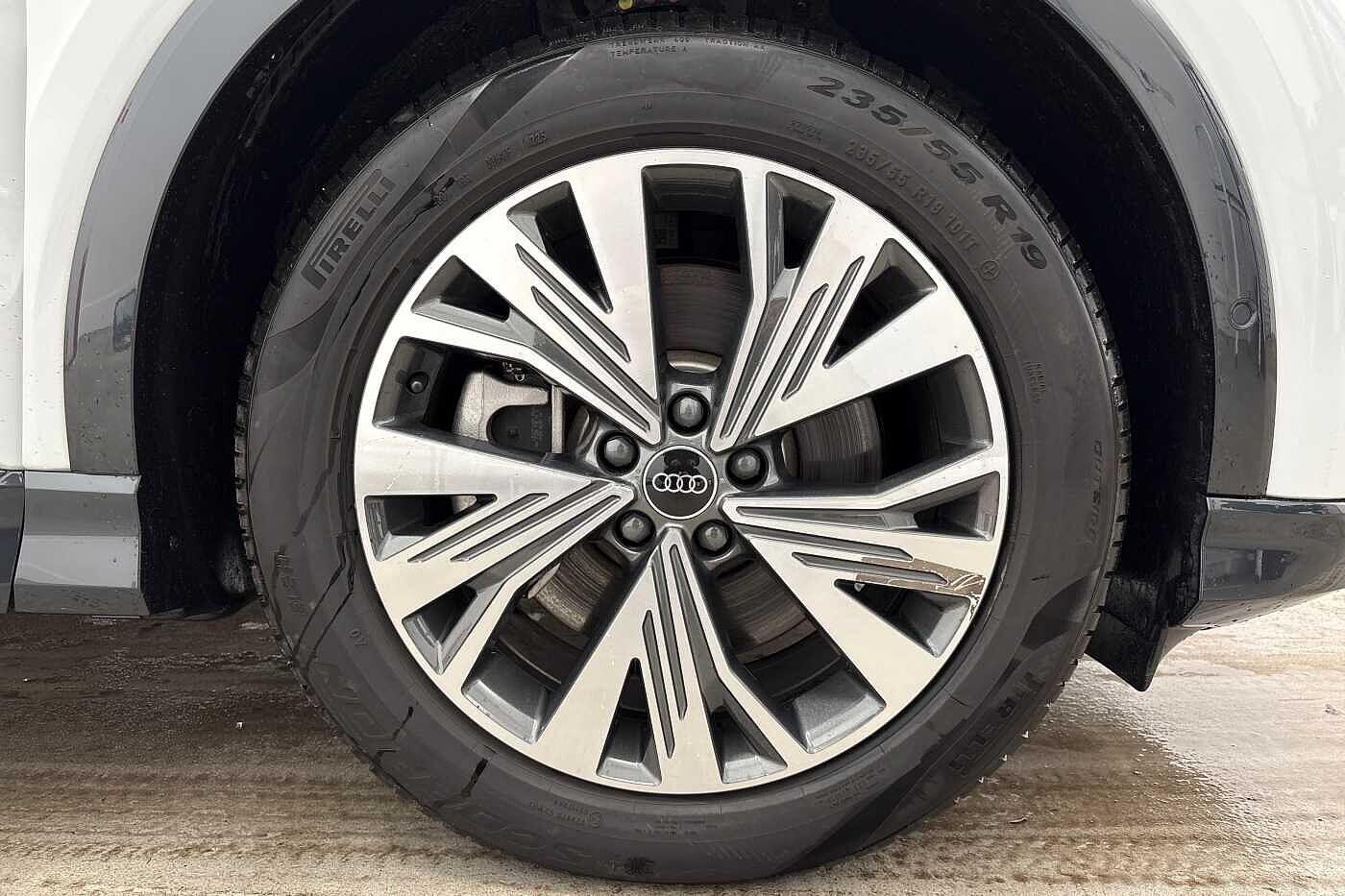 Used Audi Q4 e-tron 2025 for sale - 77952022: Photo 6