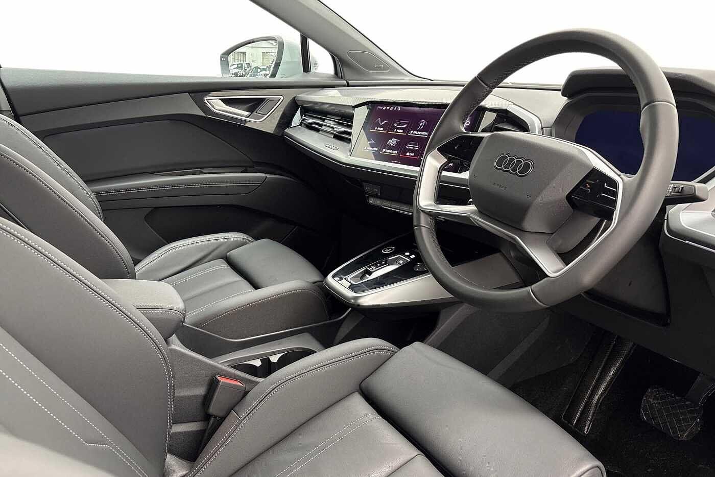 Used Audi Q4 e-tron 2025 for sale - 77952022: Photo 7