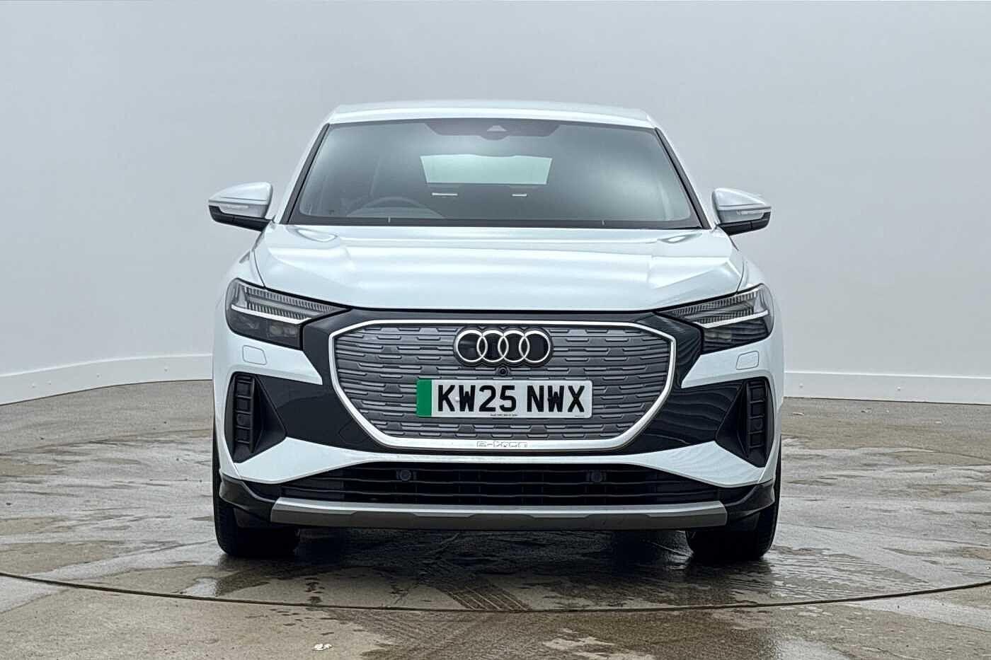 Used Audi Q4 e-tron 2025 for sale - 77952022: Photo 8