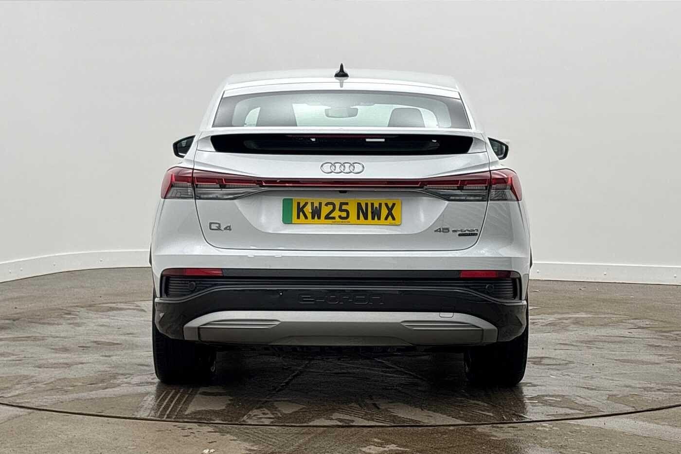 Used Audi Q4 e-tron 2025 for sale - 77952022: Photo 9