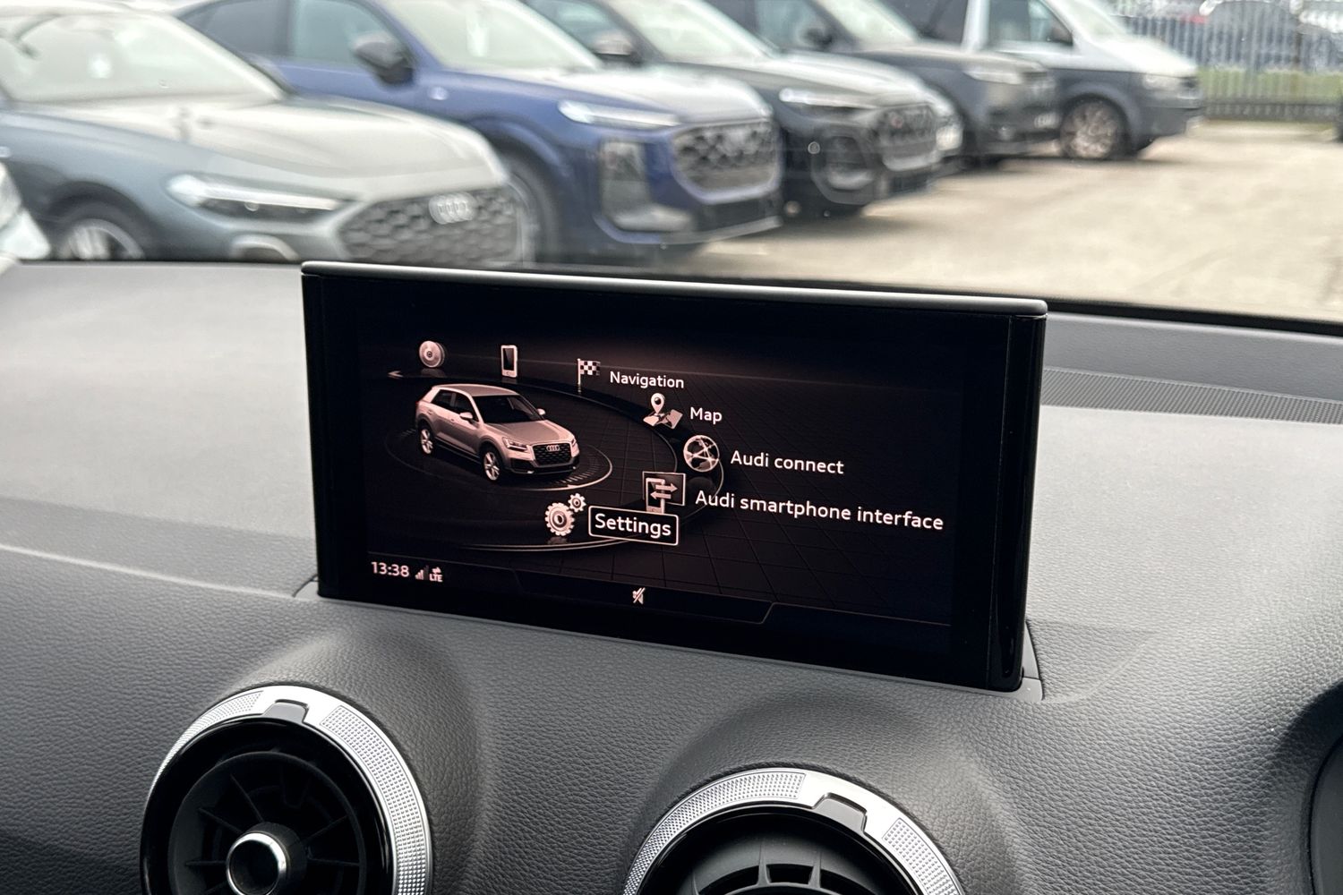 Used Audi Q2 2023 for sale - 77044417: Photo 39