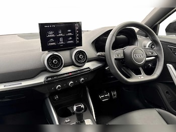 Used Audi Q2 2025 for sale - 78107477: Photo