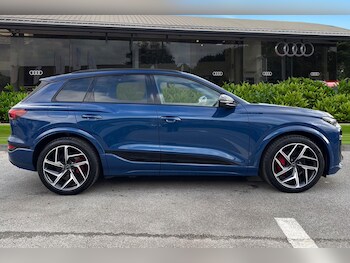 Used Audi Q6 e-tron 2024 for sale - 77582685: Photo