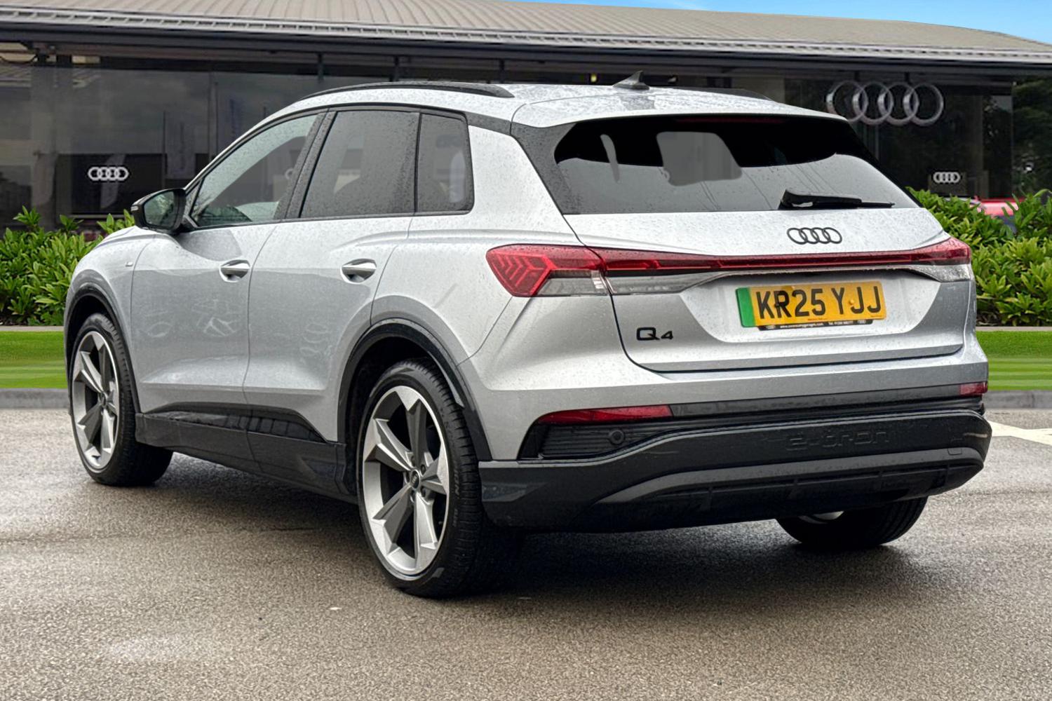 Used Audi Q4 e-tron 2025 for sale - 77249529: Photo 2