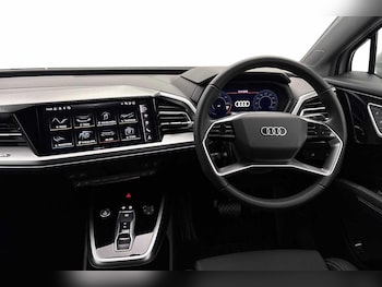 Used Audi Q4 e-tron 2025 for sale - 78325708: Photo