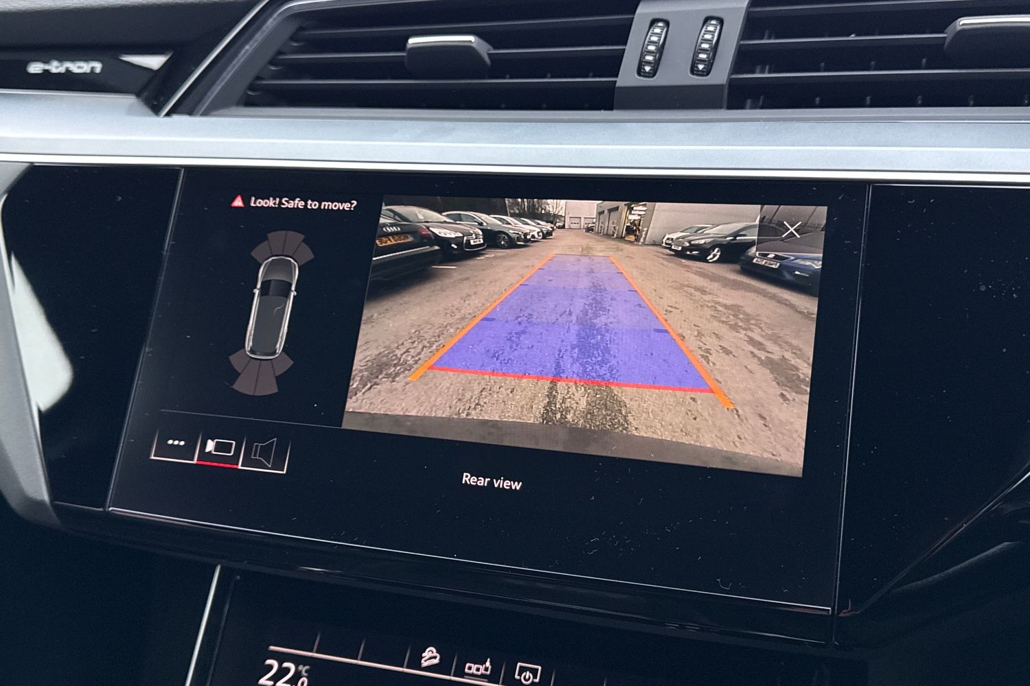 Used Audi e-tron 2020 for sale - 77044404: Photo 32