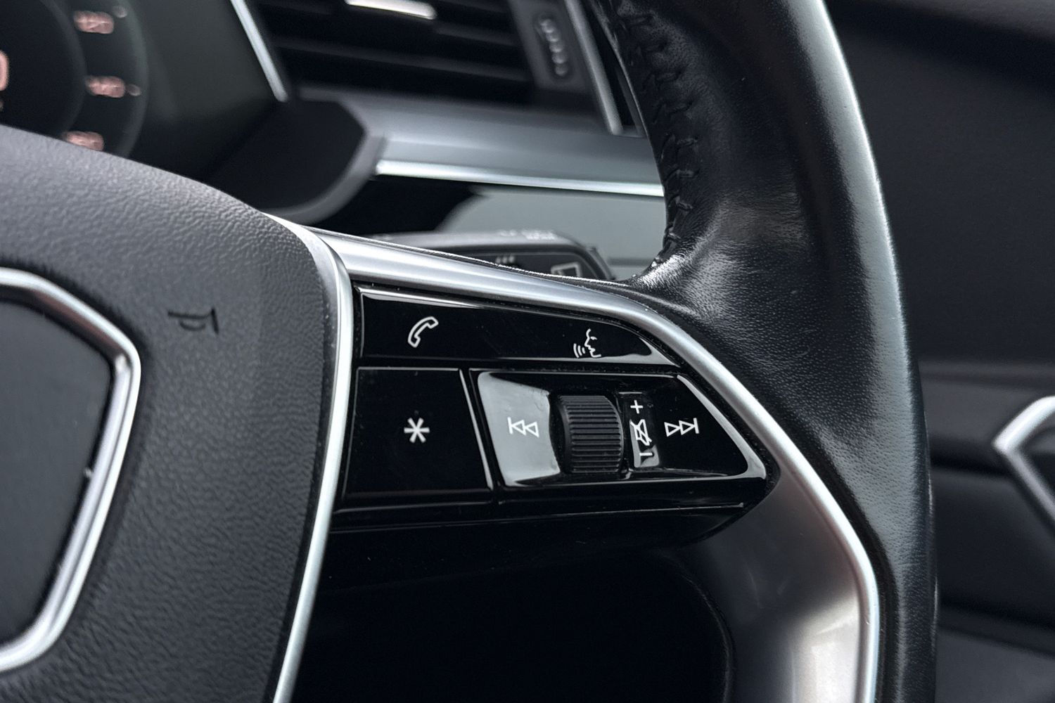 Used Audi e-tron 2020 for sale - 77044404: Photo 35