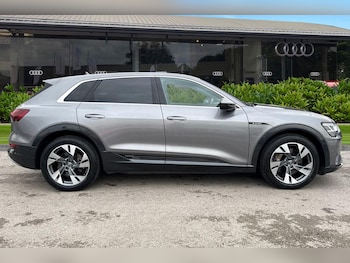 Used Audi e-tron 2020 for sale - 77044404: Photo