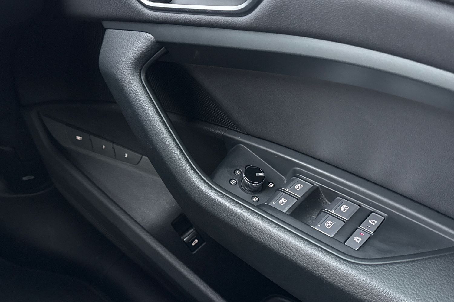 Used Audi e-tron 2020 for sale - 77044404: Photo 40