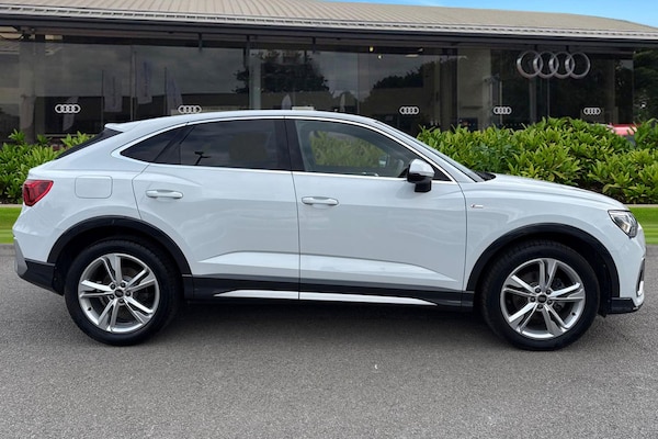 Used Audi Q3 2024 for sale - 76090455: Photo 3