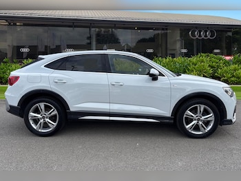 Used Audi Q3 2024 for sale - 76090455: Photo 3
