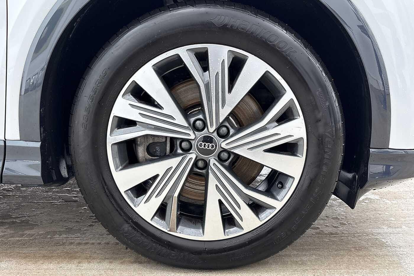 Used Audi Q4 e-tron 2025 for sale - 77951859: Photo 6