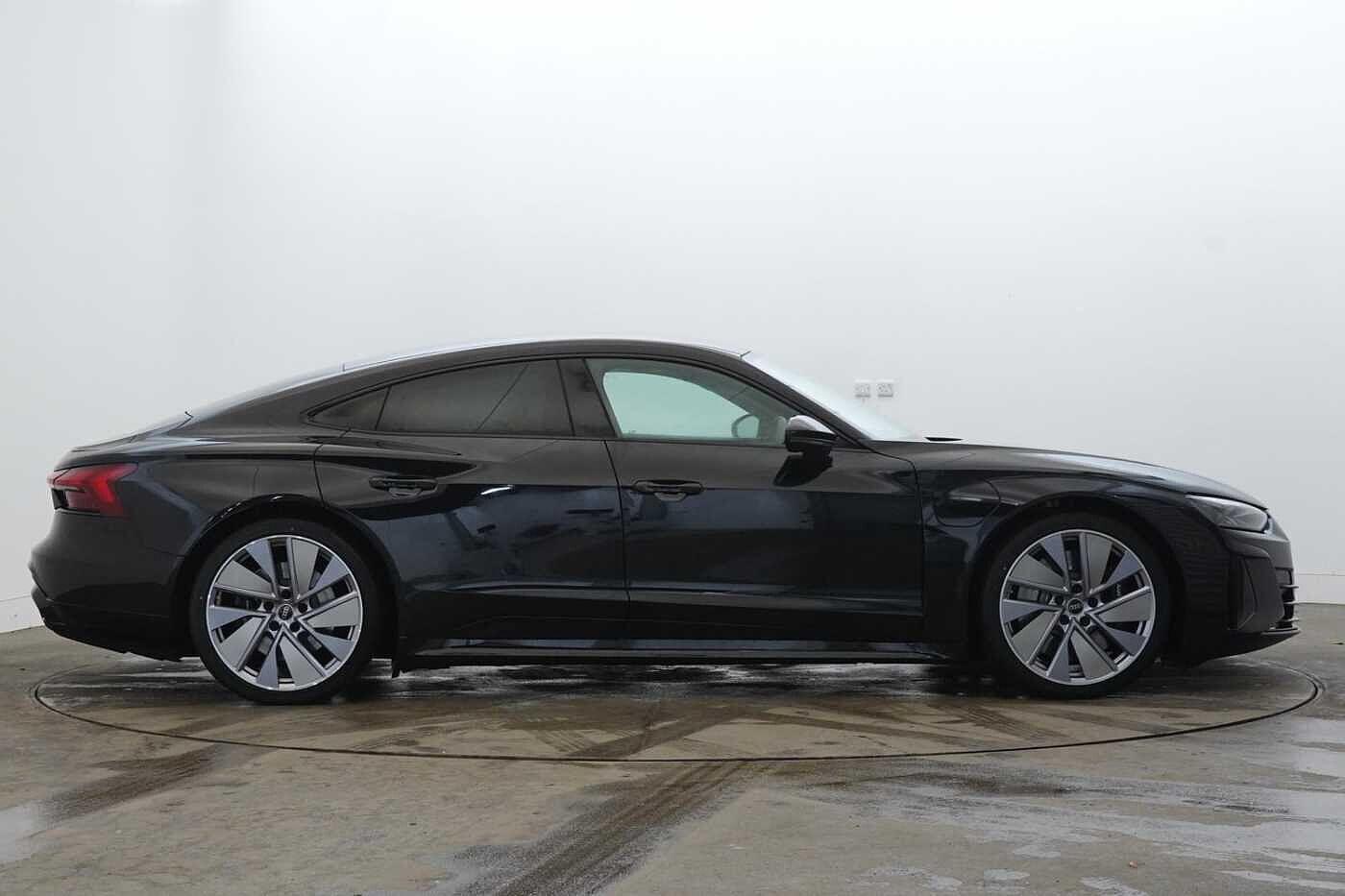Used Audi RS e-tron GT 2022 for sale - 76090443: Photo 4