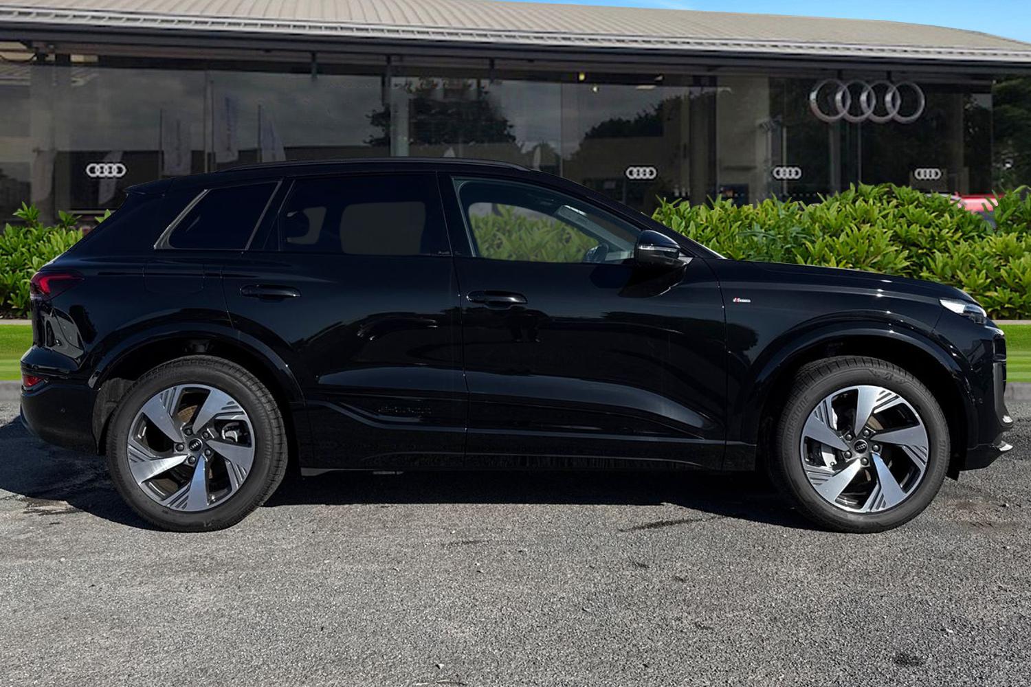 Used Audi Q6 e-tron 2026 for sale - 77275489: Photo 3