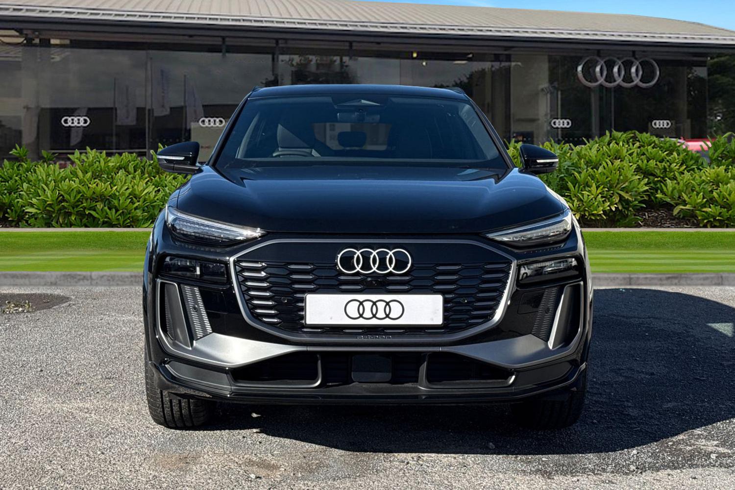 Used Audi Q6 e-tron 2026 for sale - 77275489: Photo 5