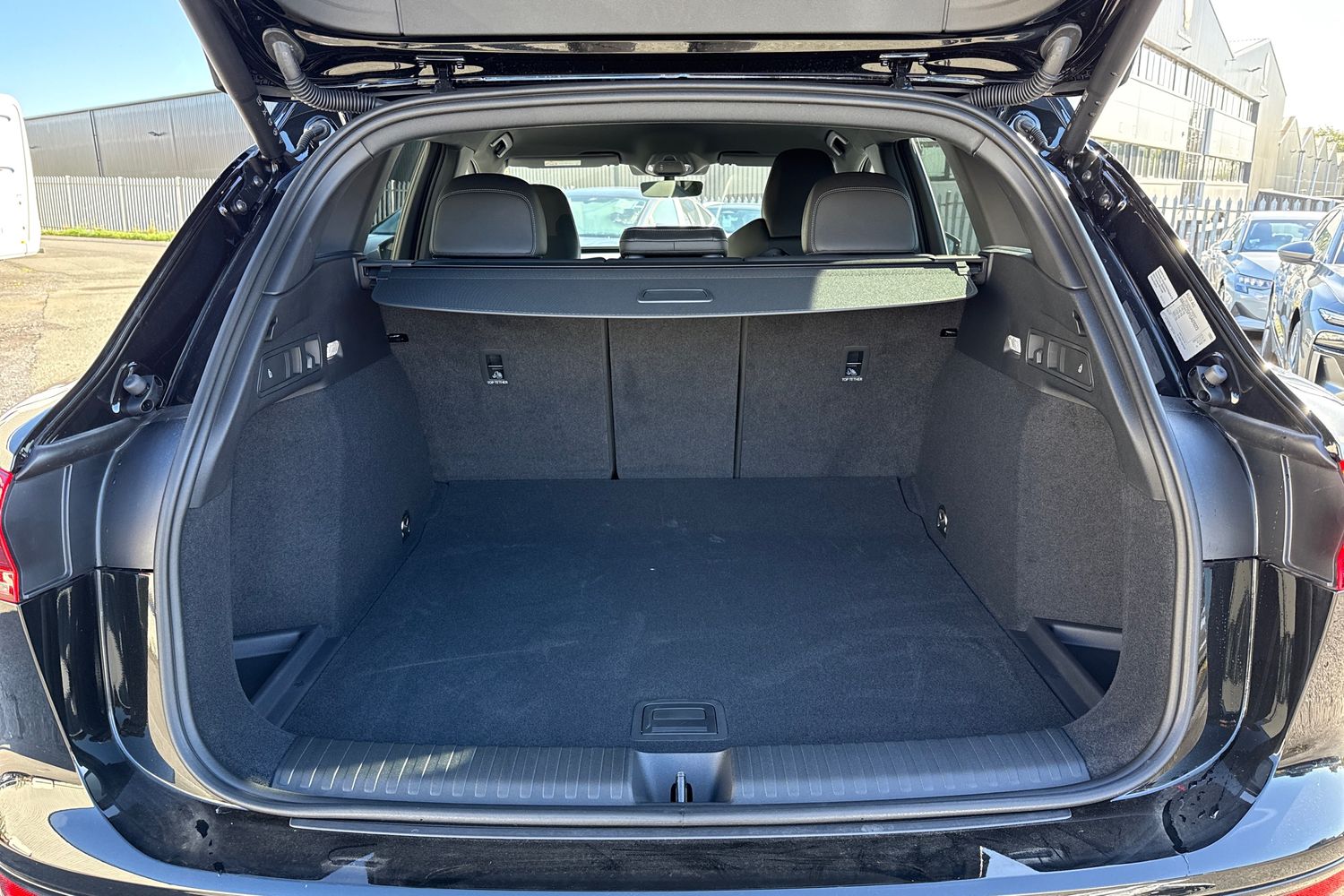 Used Audi Q6 e-tron 2026 for sale - 77275489: Photo 6